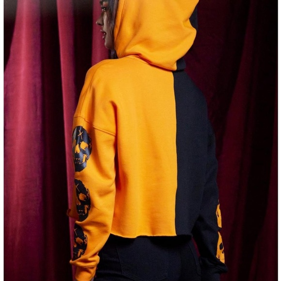 Rob Zombie Burn Through The Witches Split Crop Girls Hoodie Medium NWT - Picture 3 of 4